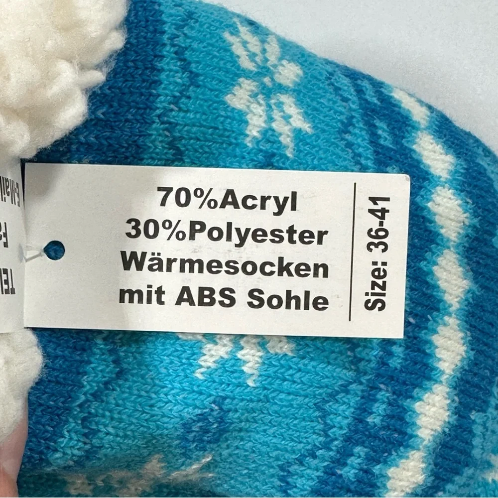 Alpen Kitz Blue and White Knit Warm Snowflake Gripper Slipper Socks Womens 9–11